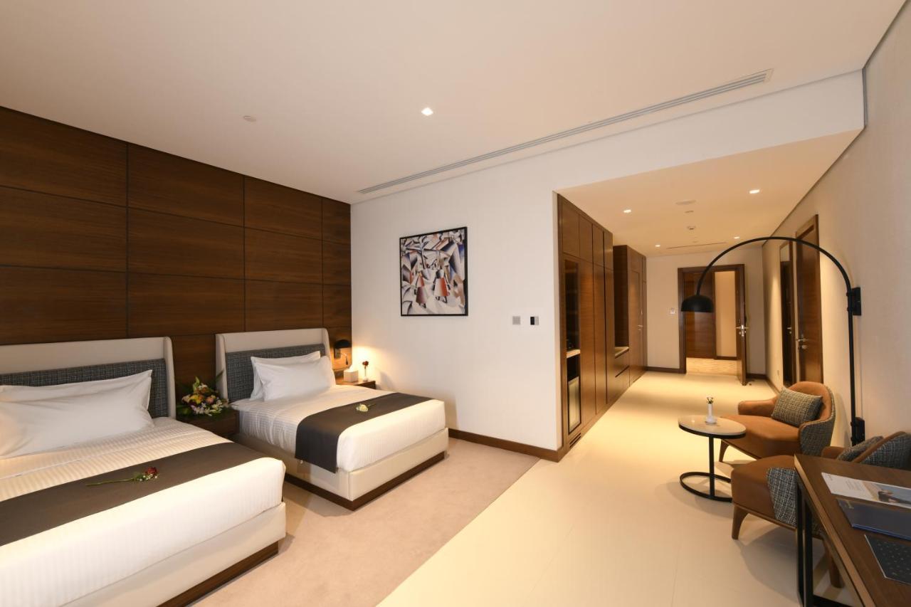 Golden Tulip Riyadh Bagian luar foto