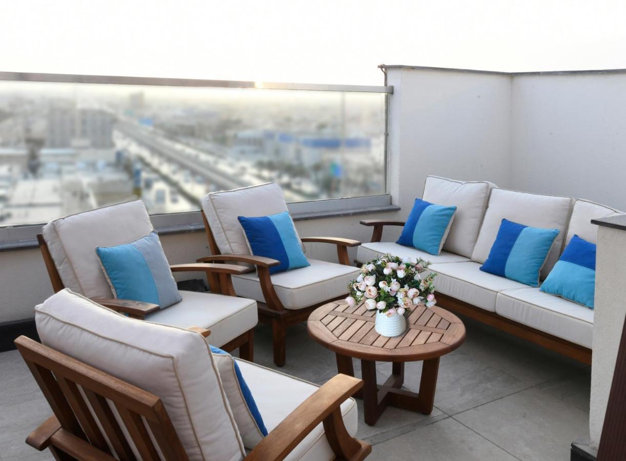 Golden Tulip Riyadh Bagian luar foto