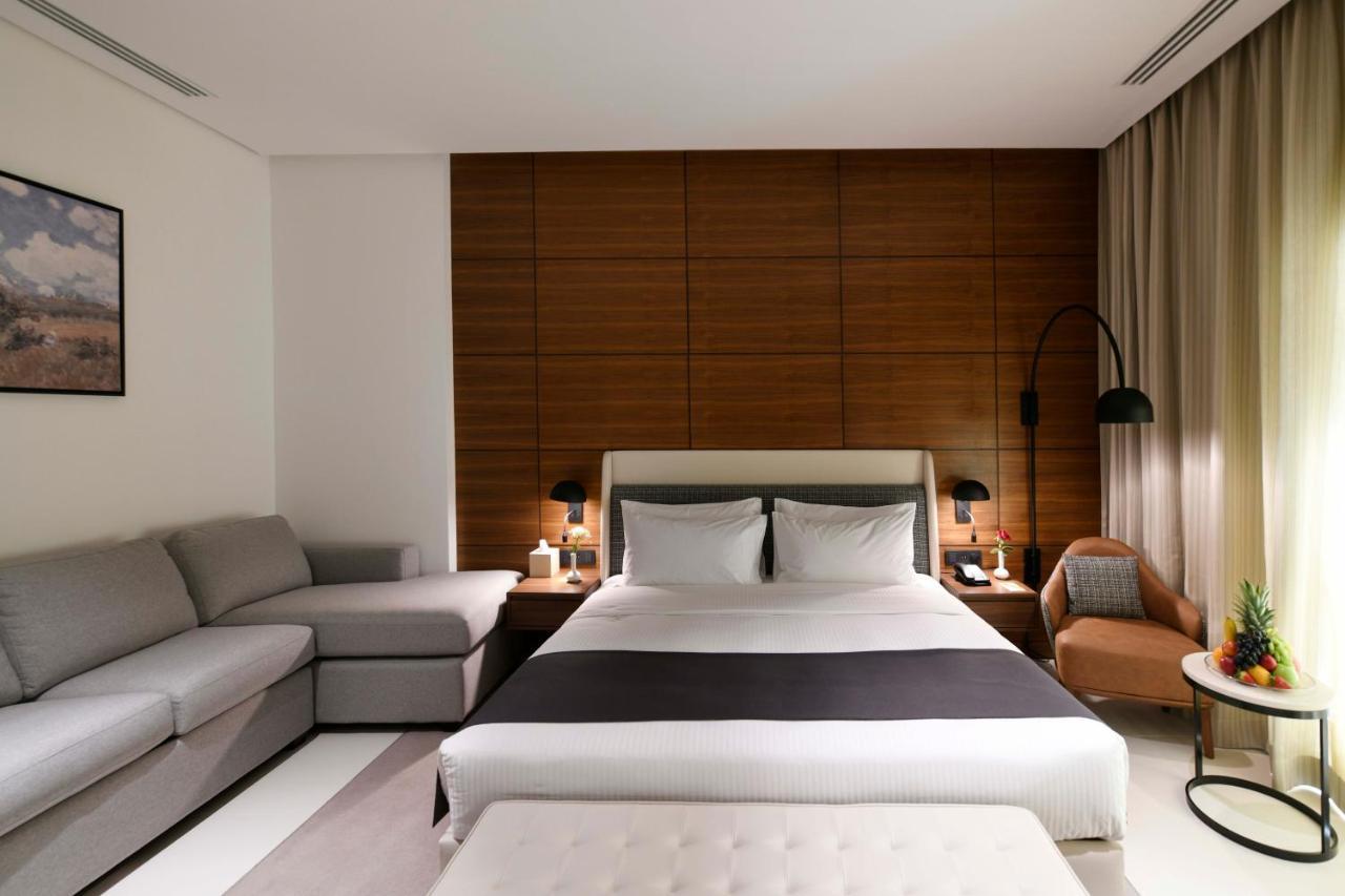Golden Tulip Riyadh Bagian luar foto