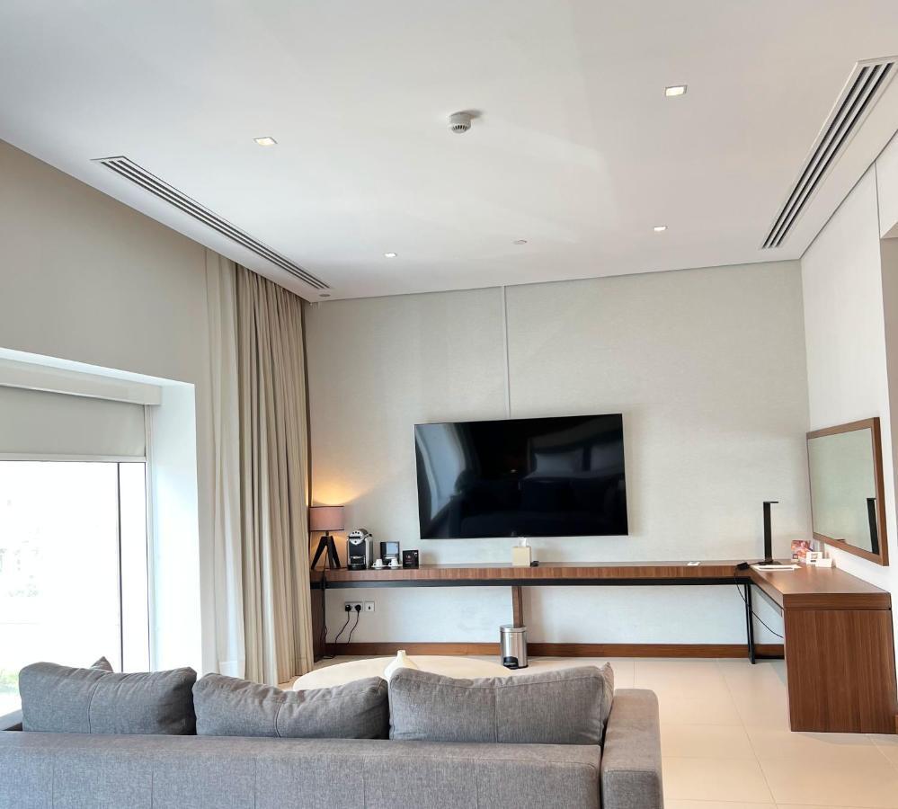 Golden Tulip Riyadh Bagian luar foto